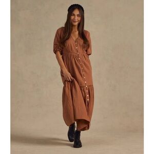 Rylee + Cru dress Mandi Dress in the color spice